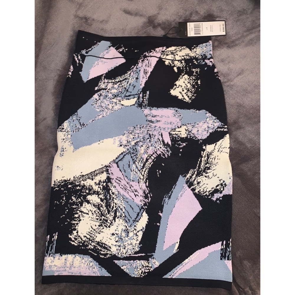 BCBG MAXARIA